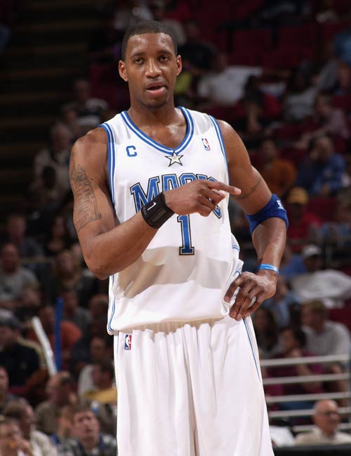 詹姆斯：我还没到百分百状态，但今晚状态比打猛龙好多了（詹姆斯：状态未达百分百，今晚明显好于对猛龙一战）