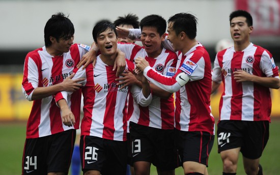 送圣诞礼物？凯夫伦：伊尔迪兹想要什么就给什么，我买单（凯夫伦：圣诞礼物任伊尔迪兹挑，费用我来承担）