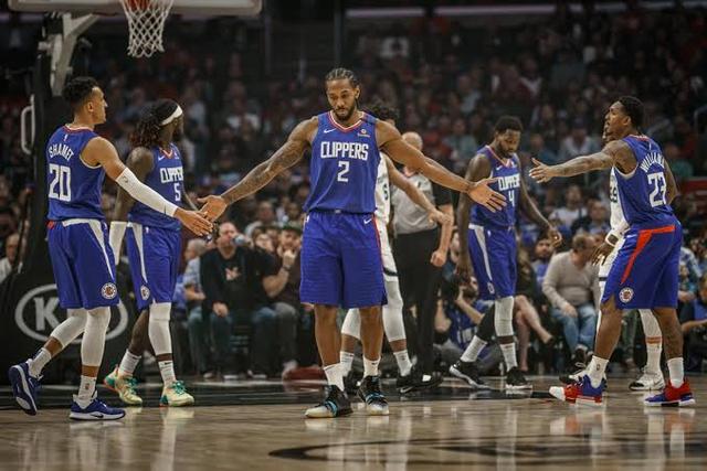 苏格兰晋级世界杯，前曼联炸弹小队成员社媒祝福麦克托米奈（苏格兰闯进世界杯，前曼联“炸弹小队”成员发文祝贺麦克托米奈）