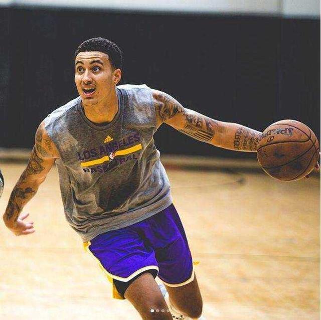 阿德莱德联官方：后卫皮埃利亚斯重伤，将缺席至2026年底（阿德莱德联官宣：后卫皮埃利亚斯重伤，预计缺席至2026年底）