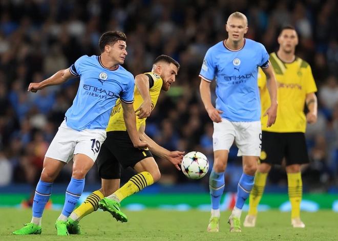 尼昂：在米兰时米哈就像我的父亲；巴洛特利需要信任他的教练（尼昂：米兰时期米哈如父；巴洛特利应当信任教练）