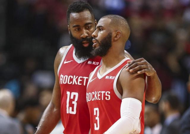 维卡里奥：被球迷嘘一事就此翻篇，本场比赛我们该多拿净胜球（维卡里奥：嘘声已成过去，此役本应多拿净胜球）