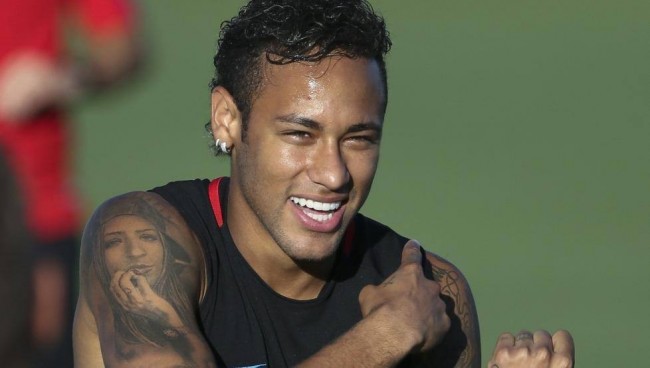 楚阿梅尼：赛程密集致伤病频发，法国具备世界杯夺冠的一切条件（楚阿梅尼：密集赛程催生伤病潮，法国具备问鼎世界杯的一切要素）