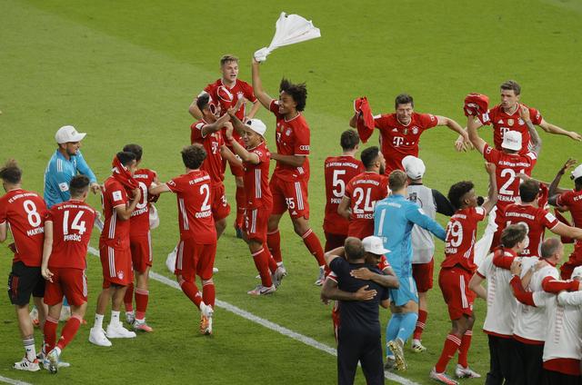 遇求不满：董方卓爆英超派对一夜千女，王楚淇支持C罗言论。（董方卓谈英超派对内幕，王楚淇力挺C罗观点）