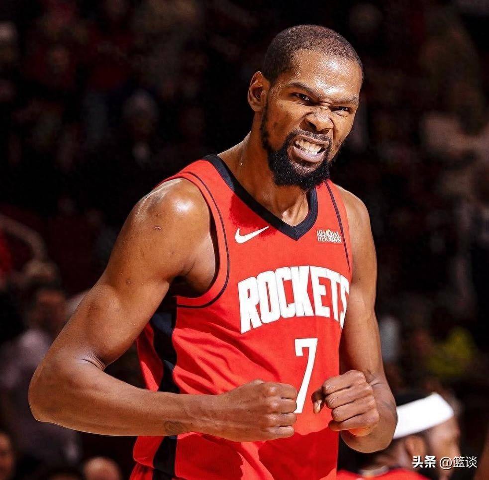 90分钟被绝平！亚洲冠军太水了，2轮1分沦为垫底，2大黑马排前二（第90分钟遭绝平！亚洲冠军状态低迷，两轮仅1分垫底，两大黑马领跑前二）